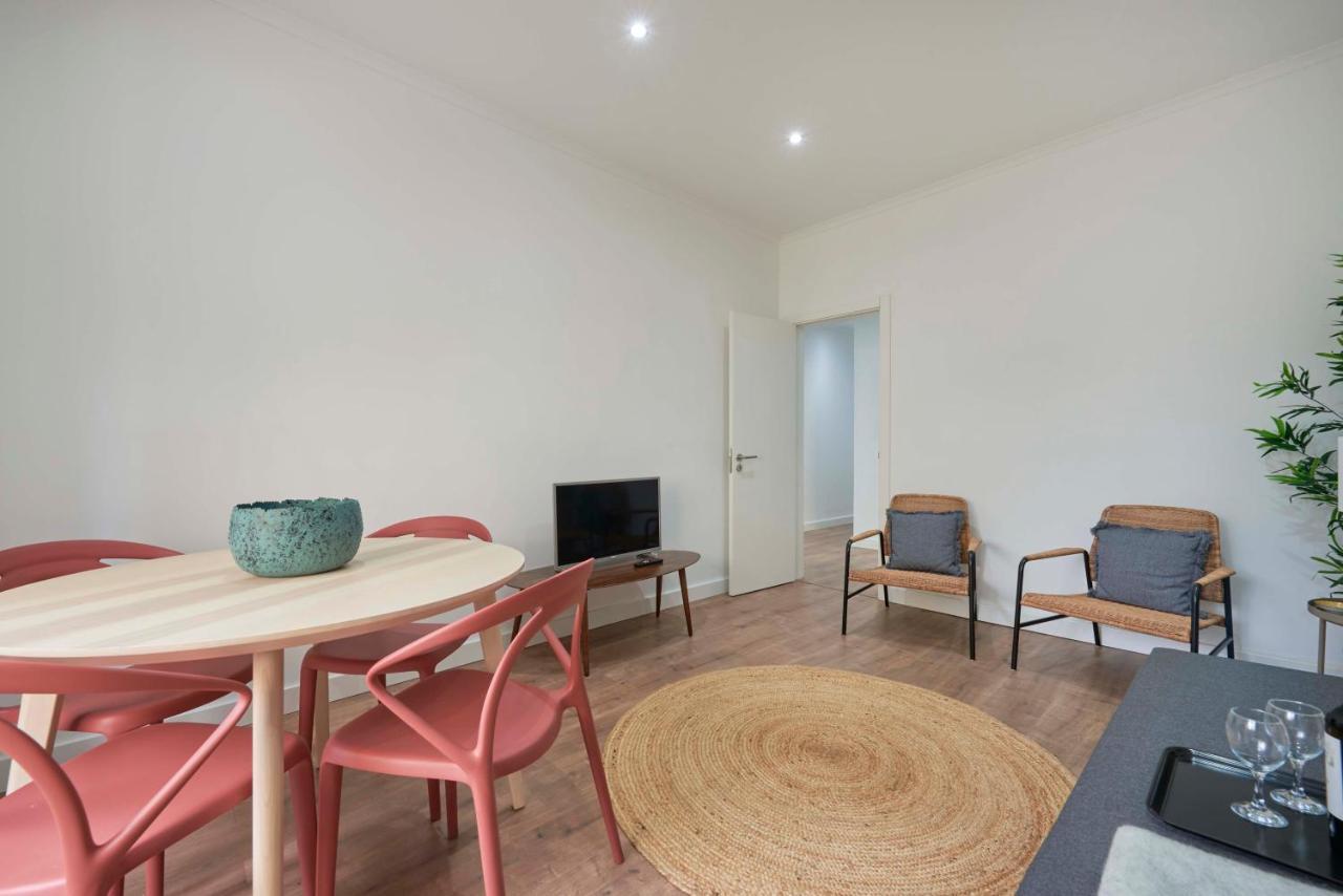 Spacious&Light-Filled 4BR Apartment By TimeColer Amadora Exterior foto