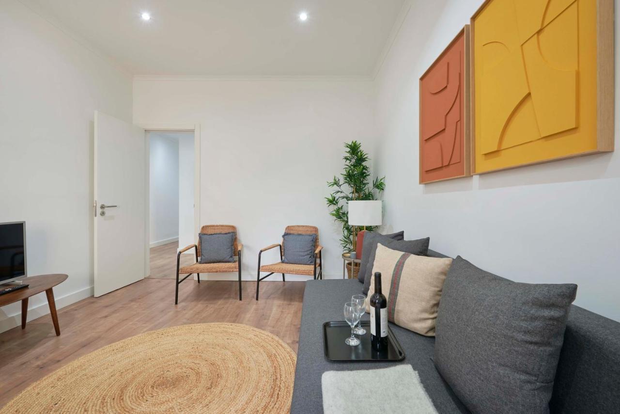 Spacious&Light-Filled 4BR Apartment By TimeColer Amadora Exterior foto