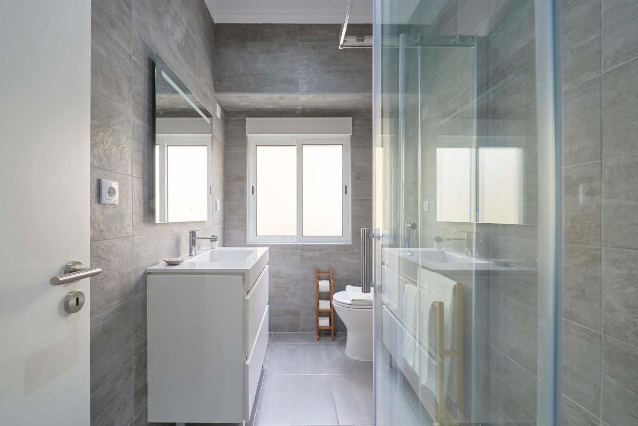 Spacious&Light-Filled 4BR Apartment By TimeColer Amadora Exterior foto